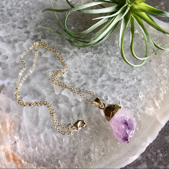❗️LAST❗️Raw Amethyst Crystal Necklace - Picture 3 of 5